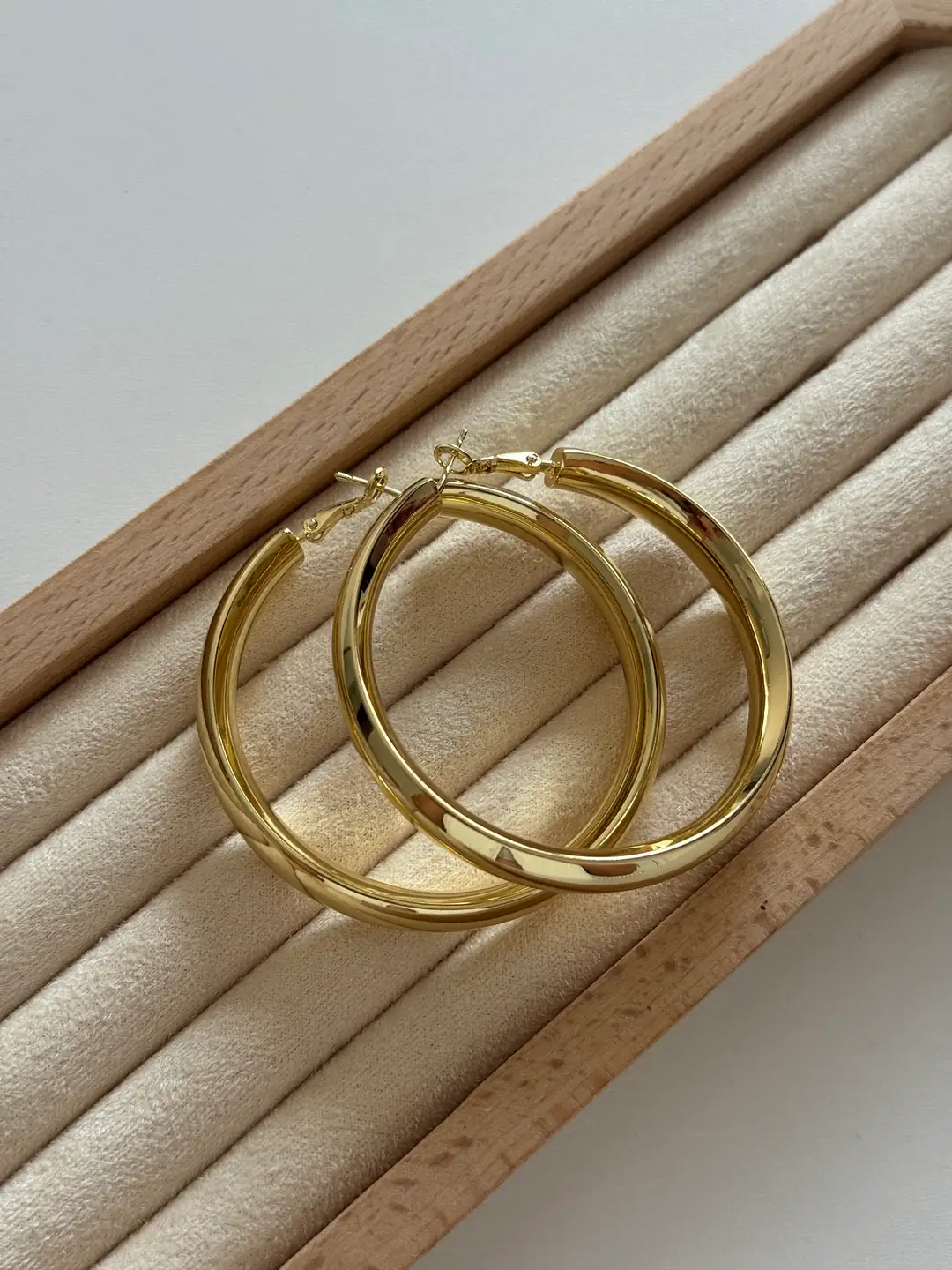 14K Altın Kaplama Büyük Halka Küpe 5.5 Cm 4