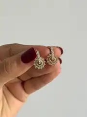 14k xuping seri charmlı taş işlemeli küpe  1