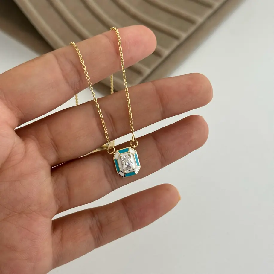 14K Xuping Seri Mavi Detaylı Taşlı Kare Küpe