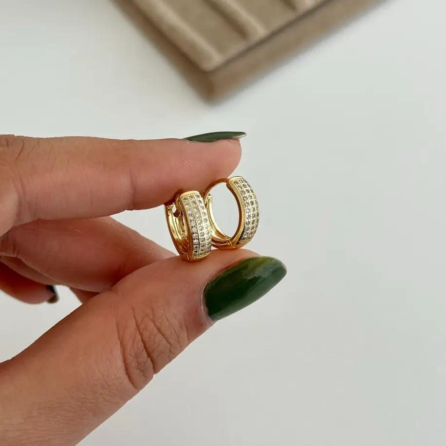 14K Xuping Seri Minimal Taşlı Halka Küpe