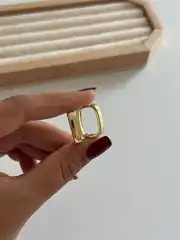 14K Xuping Seri Kalın Kare Küpe 1