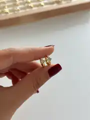 14K Xuping Seri Minimal Yonca Küpe  1