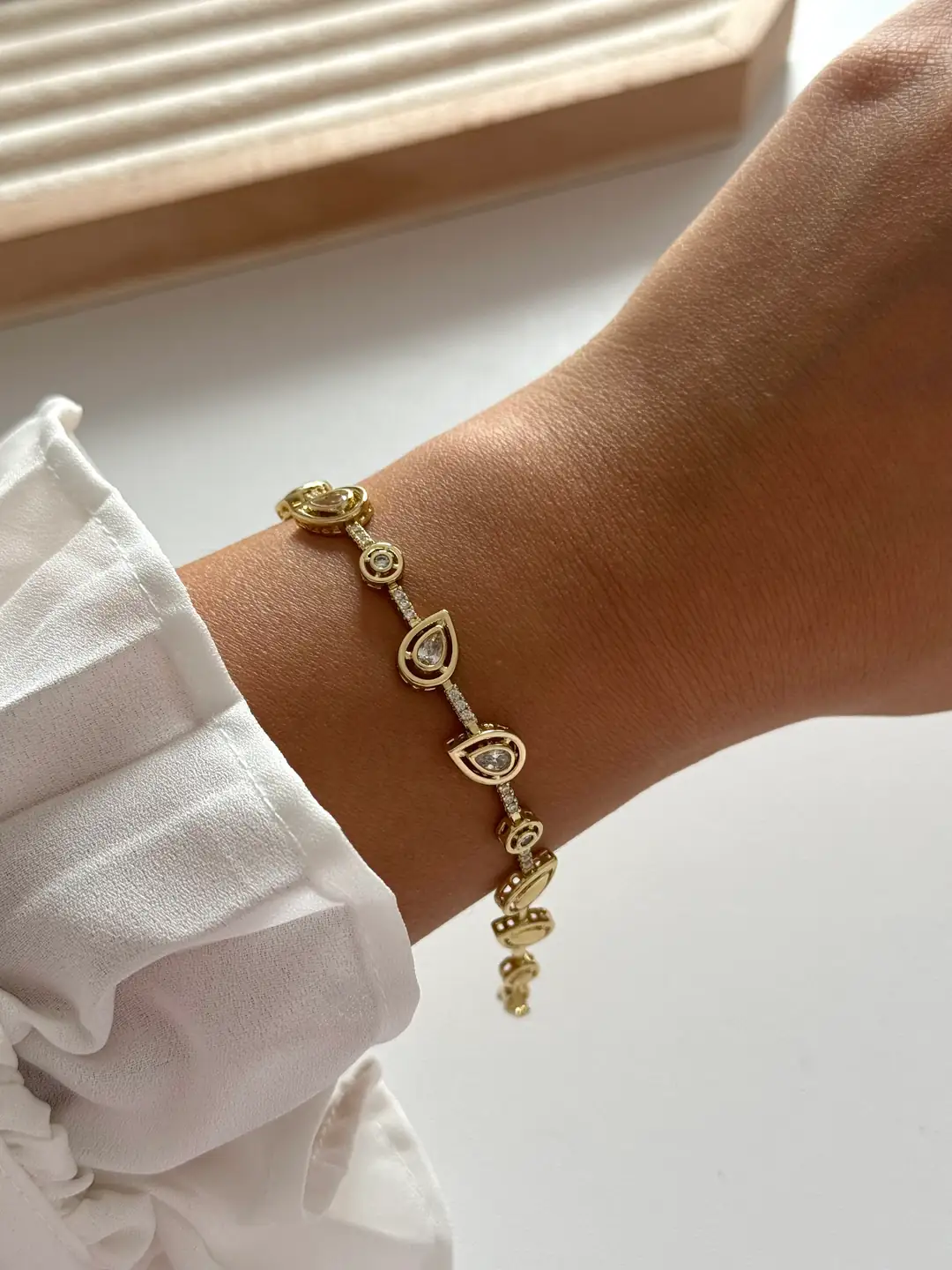 14K Xuping Seri Damla Bileklik 