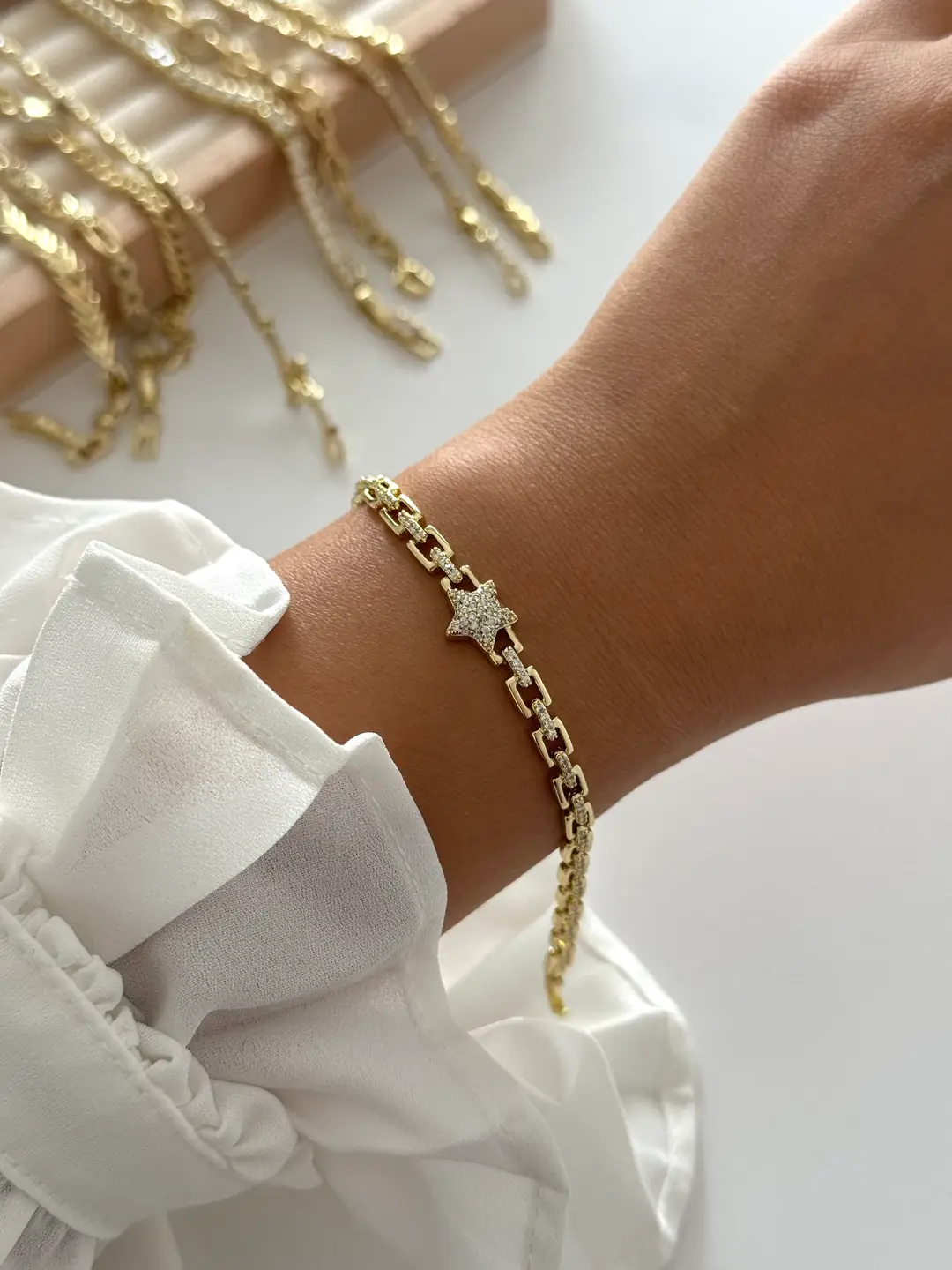 14K Xuping Seri Yıldız Bileklik