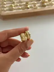 14k xuping seri plaka şerit küpe  1
