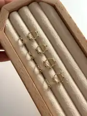 14k Xuping Seri Minimal Küpe Yeşil  3
