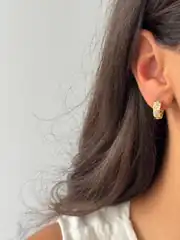 14k xuping seri yoncalı halka küpe  3