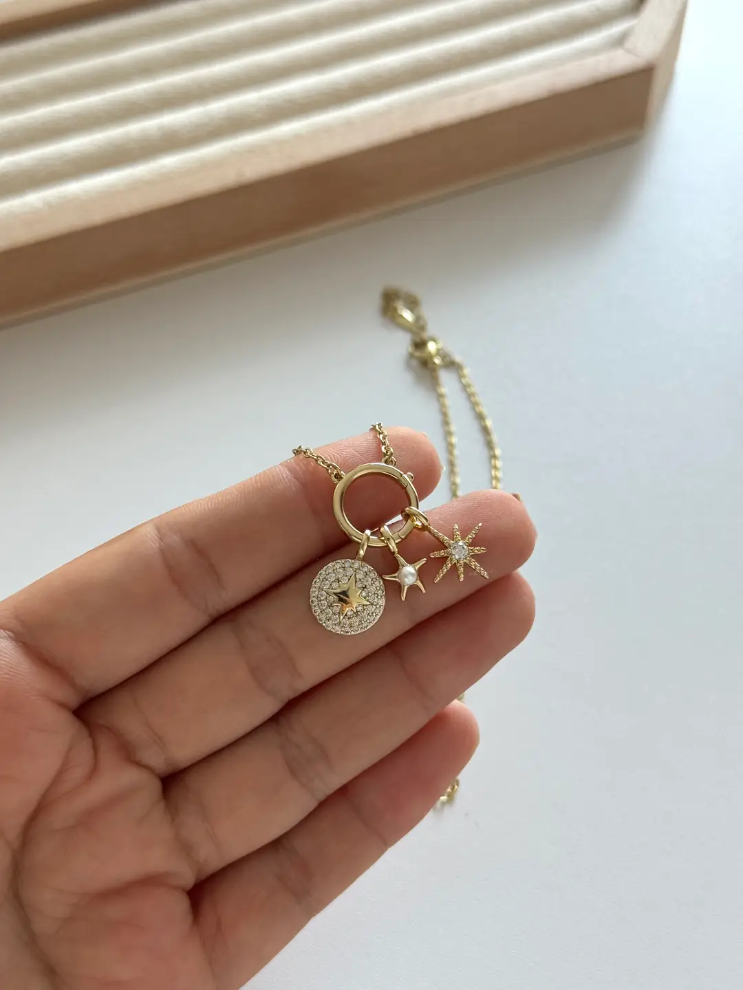 14K Xuping Seri Charm Kolye