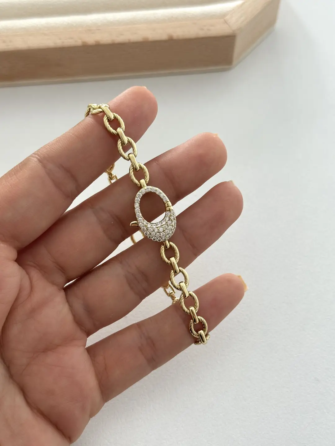 14K Xuping Seri Kilit Görünüm Bileklik