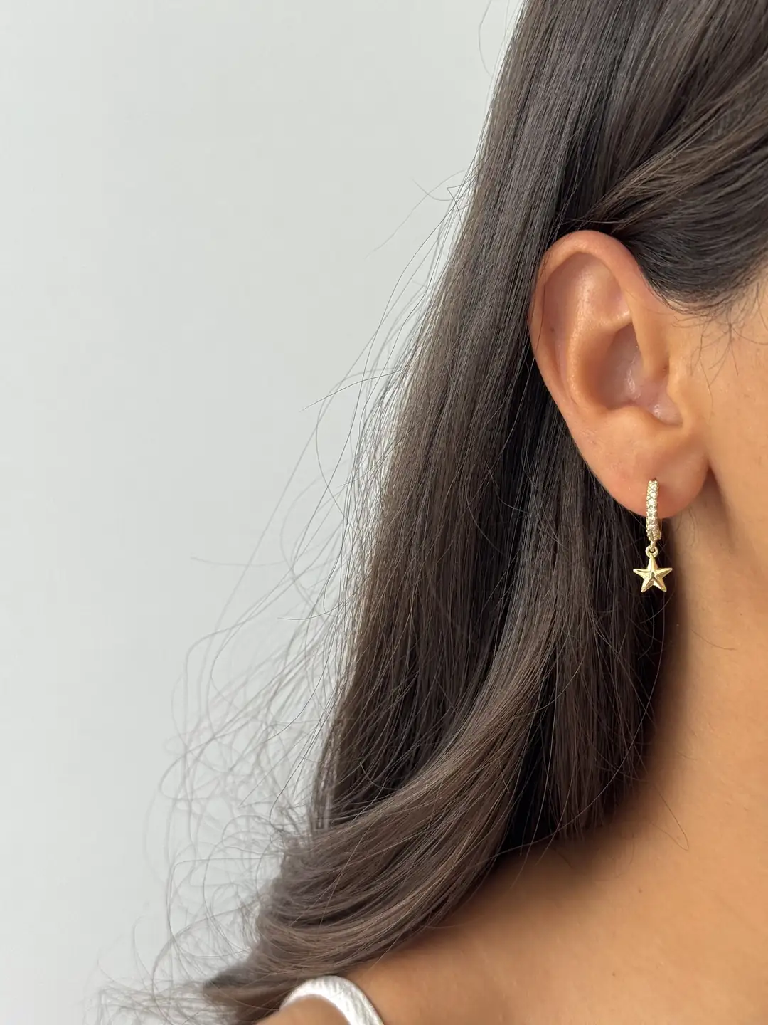 14K Xuping Seri Mini Yıldız Sallantılı Küpe