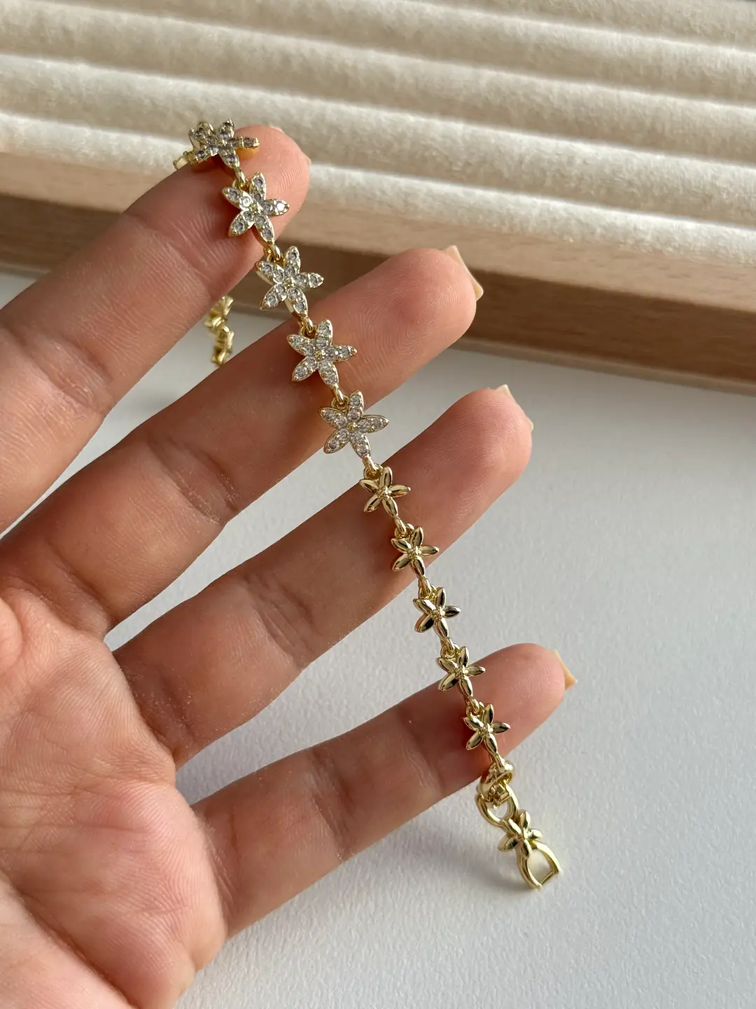 14K Altın Kaplama Çiçek Bileklik