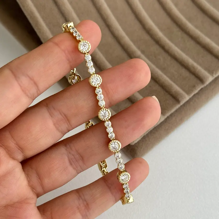 14K Xuping Seri Su Yolu Bileklik