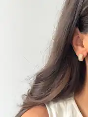 14k xuping seri minimal gömme taşlı küpe  3