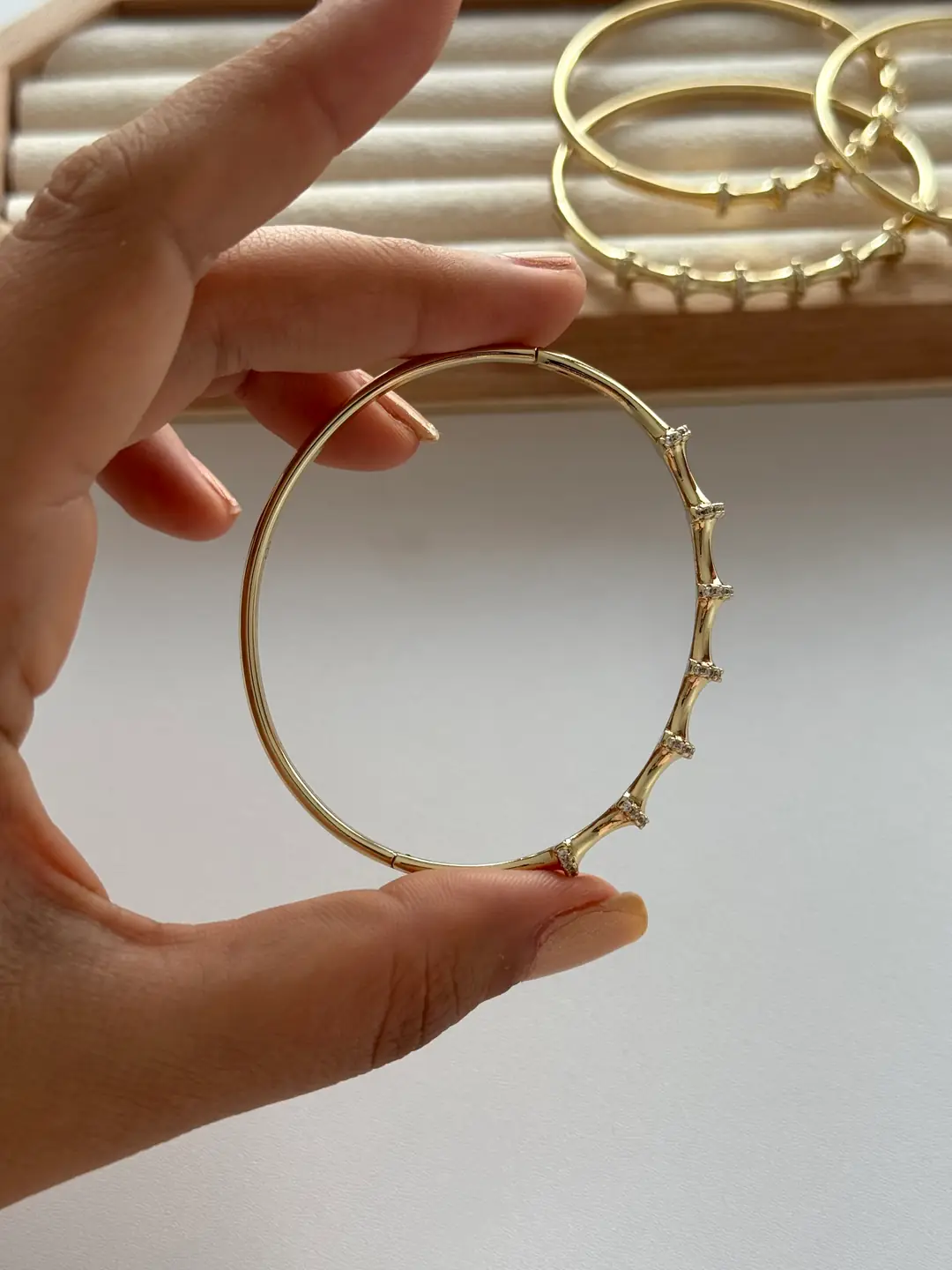 14k Xuping Seri 57 Mm Kemik Model Kelepçe Bileklik  3