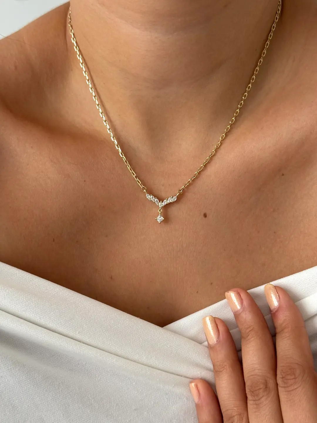 14k xuping seri minimal taşlı kolye 