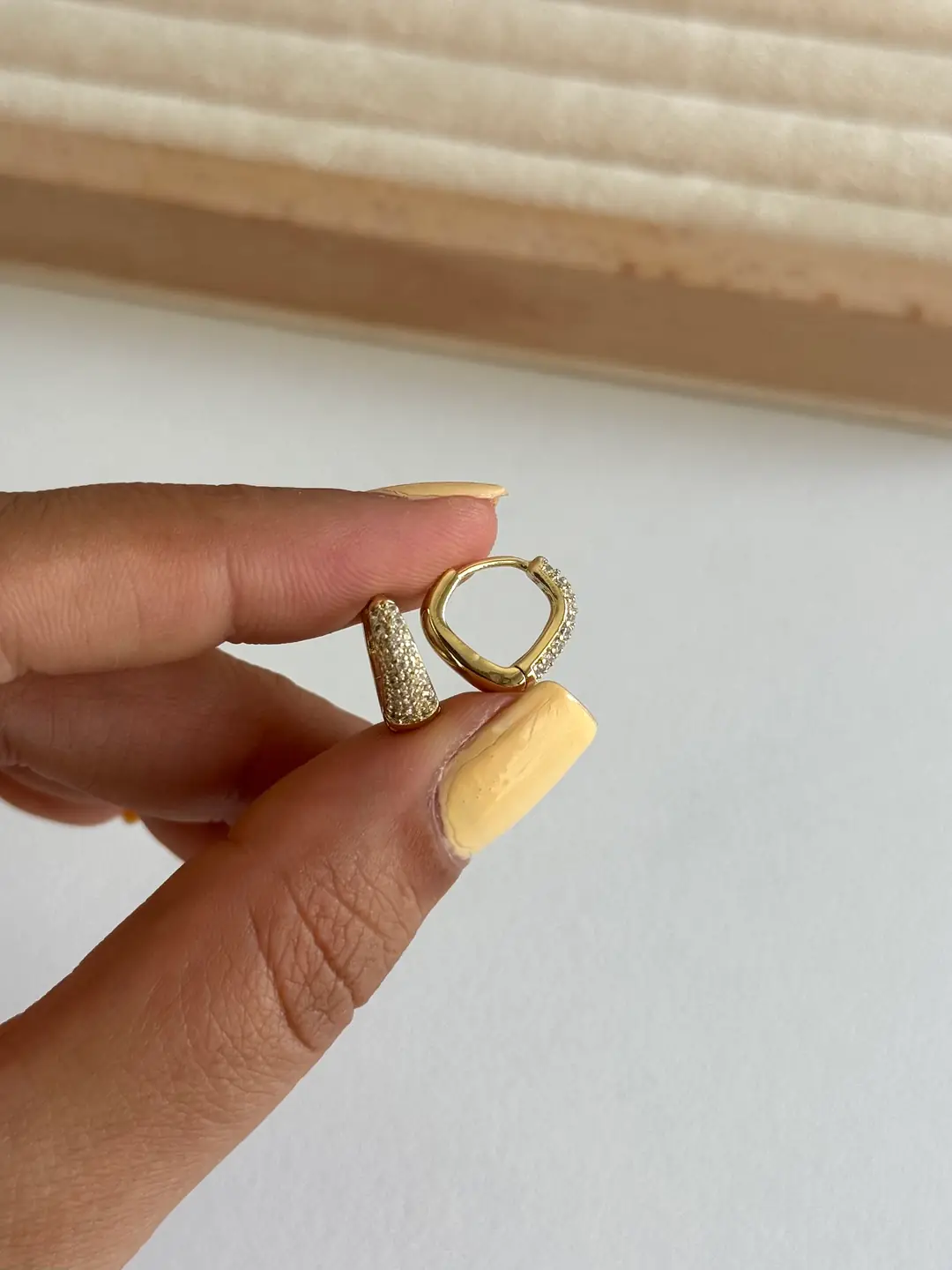 14K Xuping Seri Minimal Kalp Küpe 3