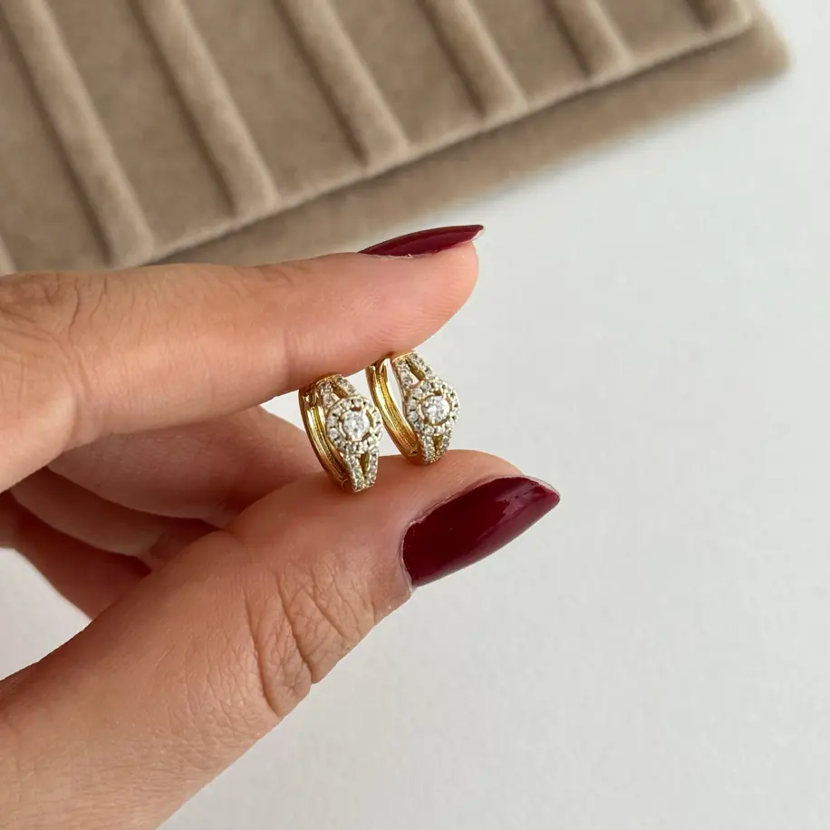14K Xuping Seri Minimal Taş Küpe