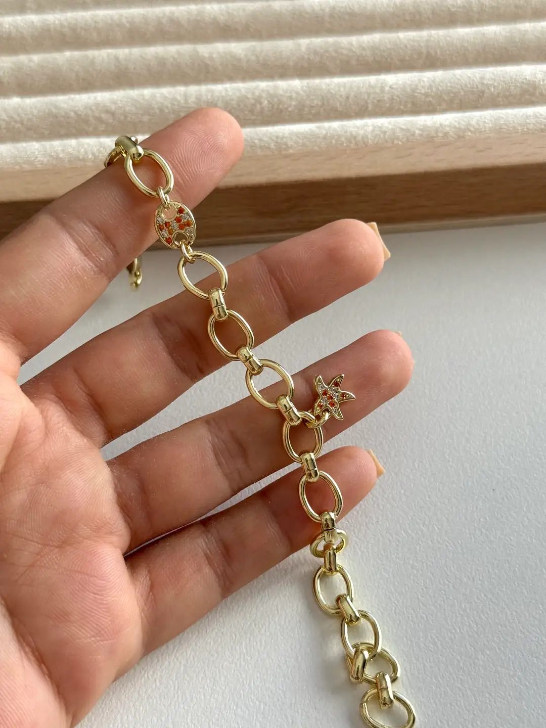 14K Altın Kaplama Yıldız Charm Bileklik