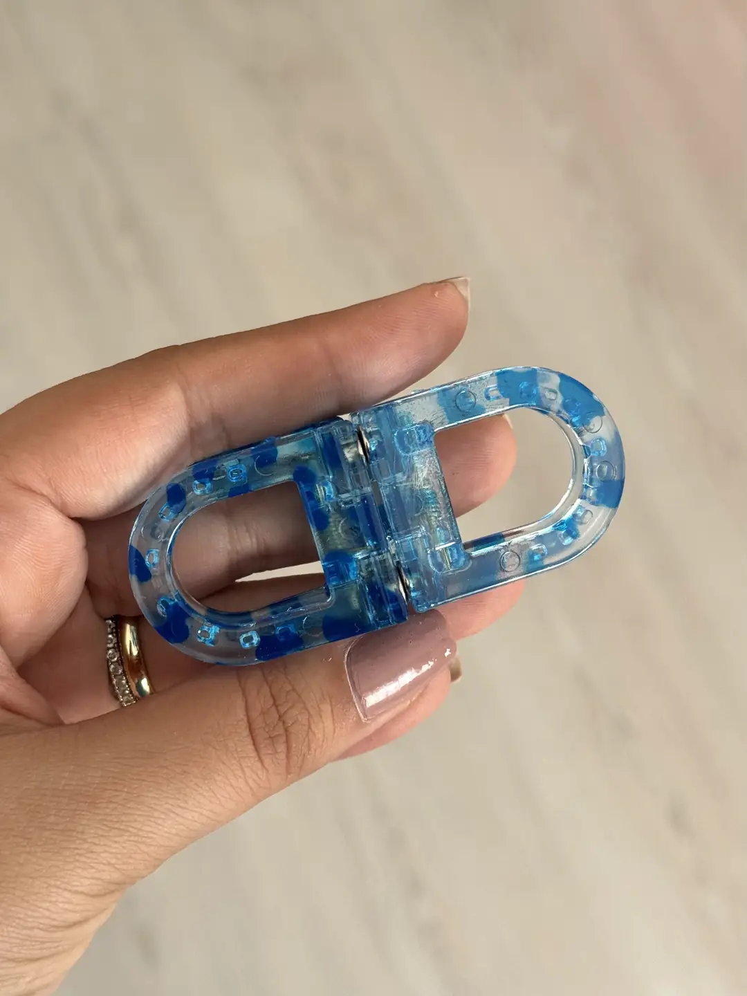 Oval Magnet Lock Toka Mavi