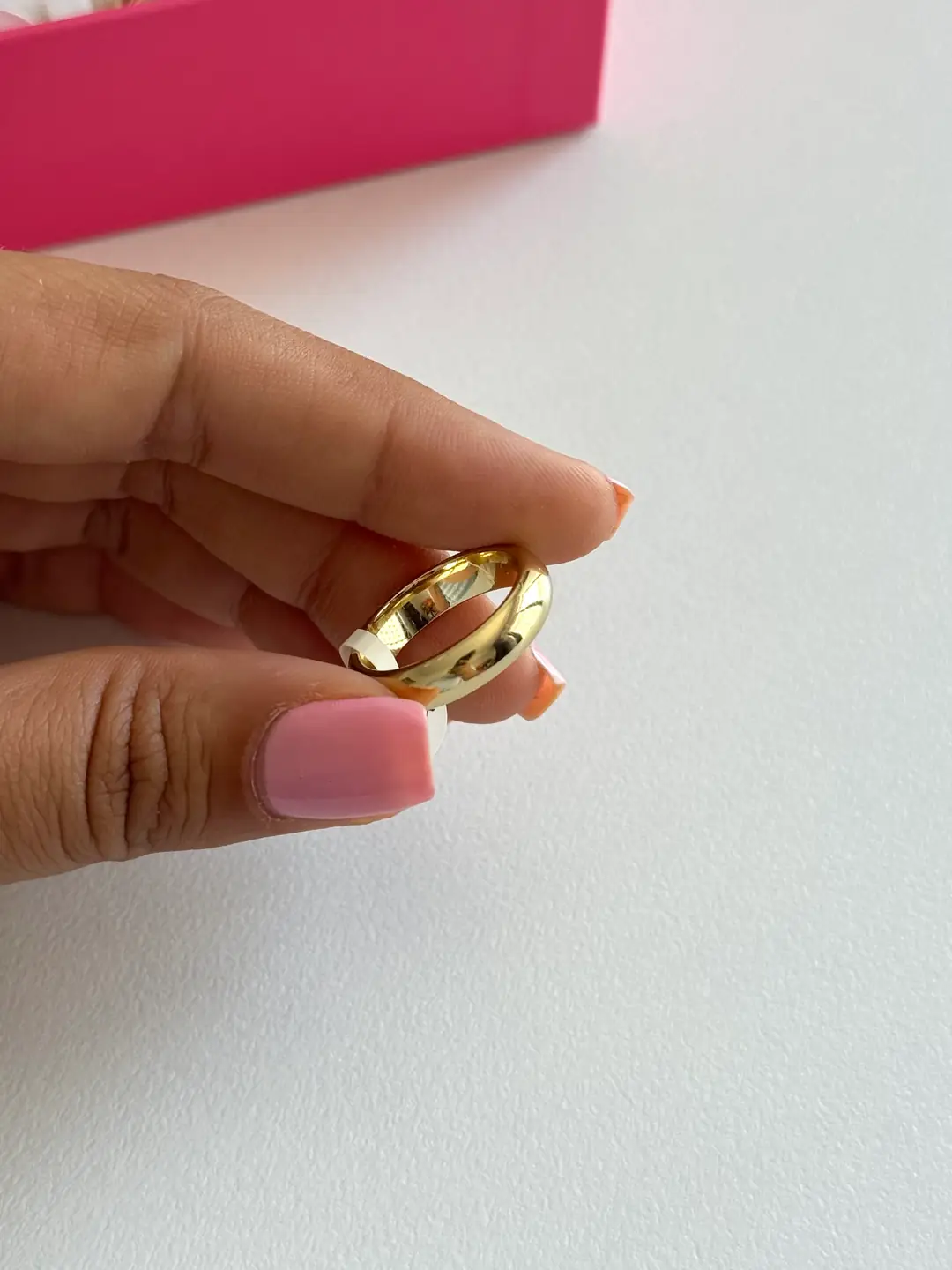 14K Xuping Seri Kenarları Bombeli Yüzük 0.4 Mm