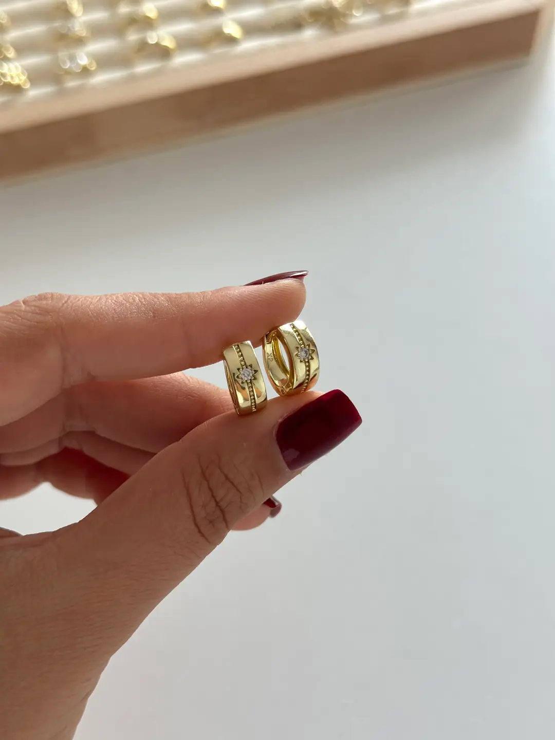14K Xuping Seri Yıldızlı Halka Küpe 
