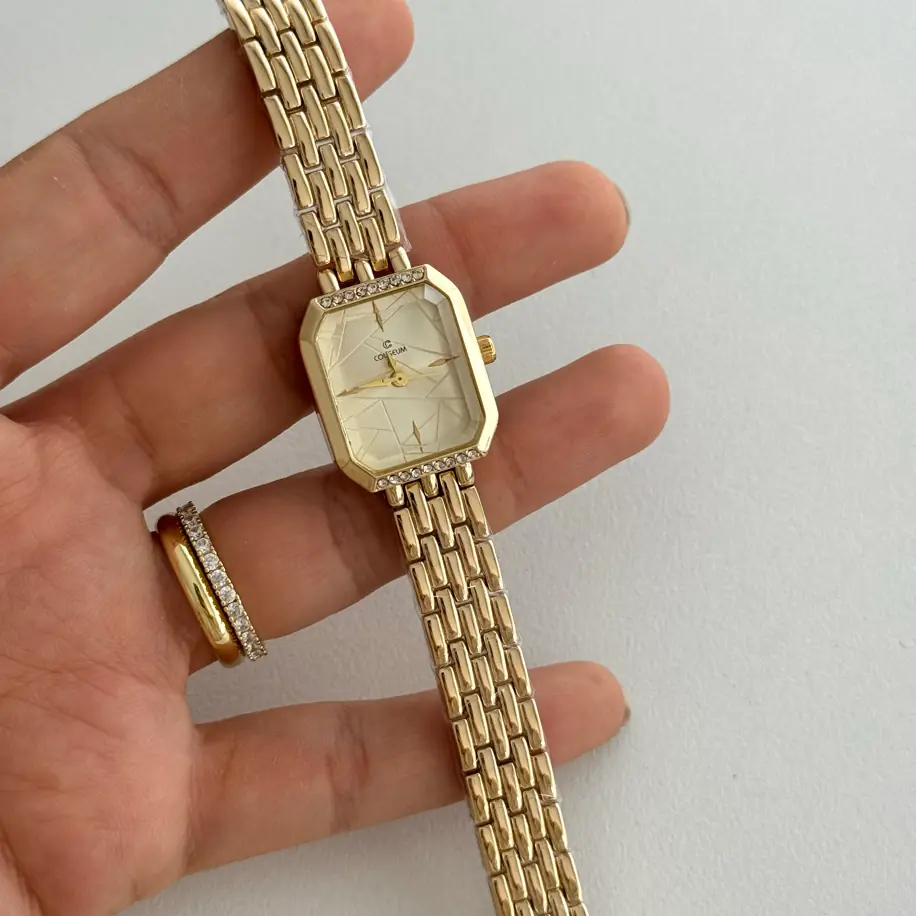 Çelik Kordonlu Kare Gold Saat