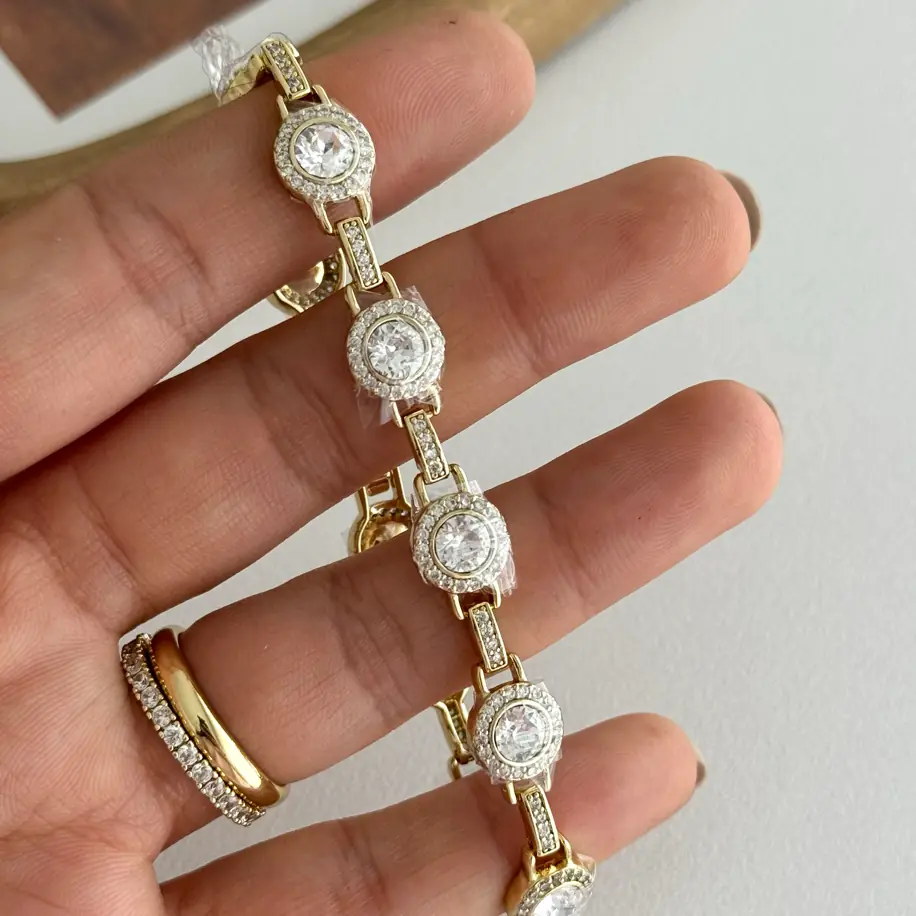 14K Xuping Seri İri Taneli Su Yolu Bileklik