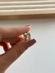 14k Xuping Seri Minimal Lacivert Taşlı Küpe 1